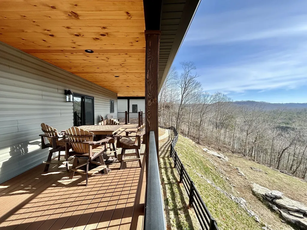 555 Colonel Drive Burnside KY 42519