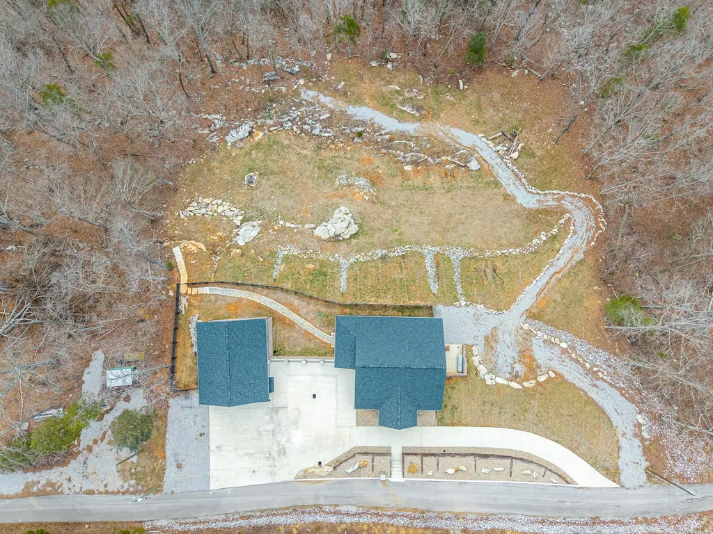 555 Colonel Drive Burnside KY 42519