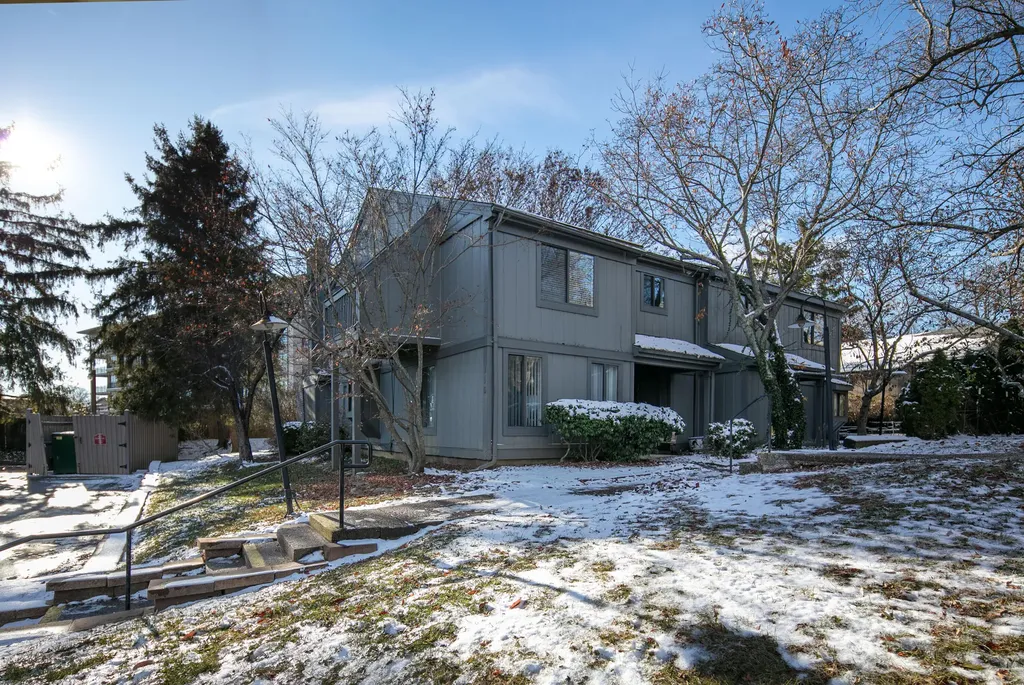 543 Laketower Drive Lexington KY 40502