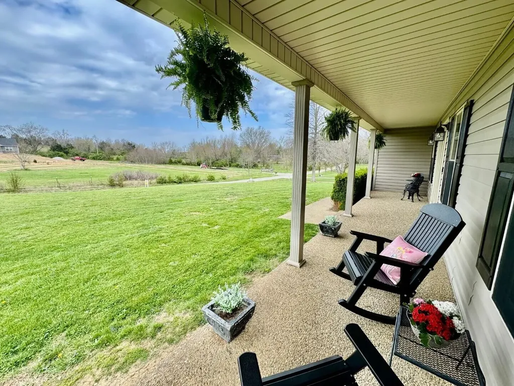 851 Mcafee Lane Salvisa KY 40372