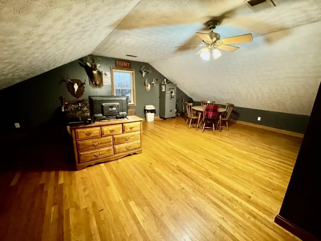 851 Mcafee Lane Salvisa KY 40372