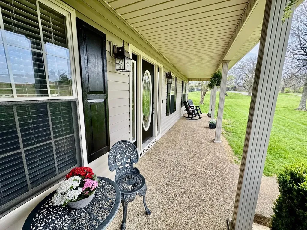851 Mcafee Lane Salvisa KY 40372