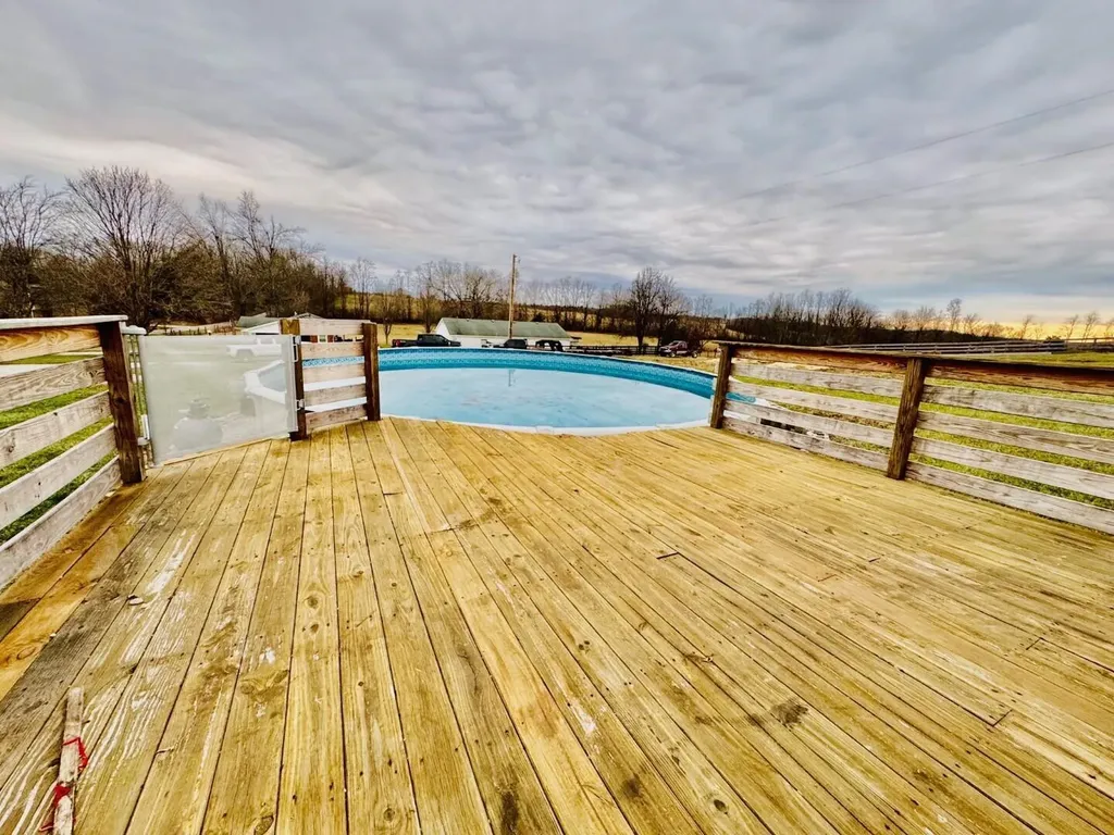851 Mcafee Lane Salvisa KY 40372