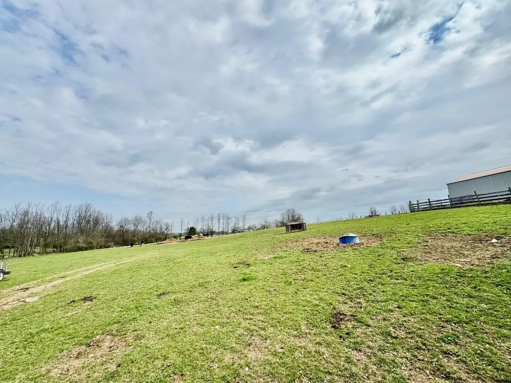851 Mcafee Lane Salvisa KY 40372