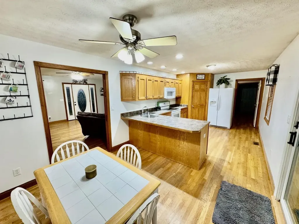 851 Mcafee Lane Salvisa KY 40372