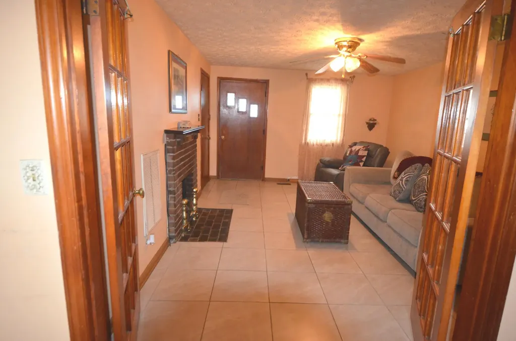 9915 Cornishville Road Harrodsburg KY 40330