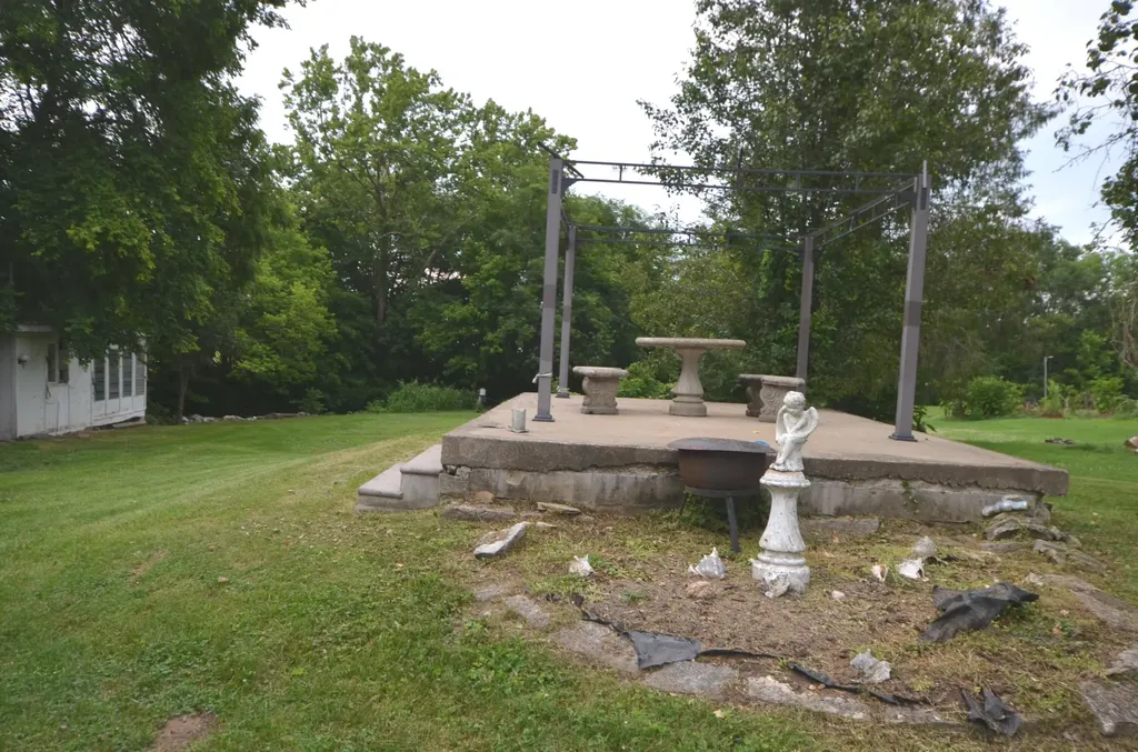 9915 Cornishville Road Harrodsburg KY 40330