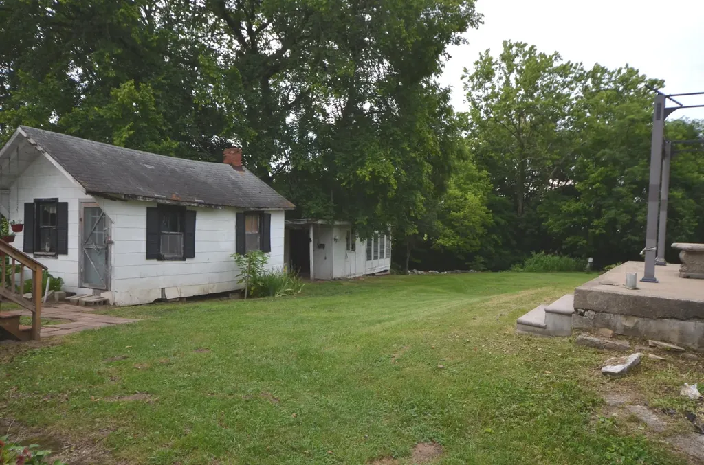 9915 Cornishville Road Harrodsburg KY 40330
