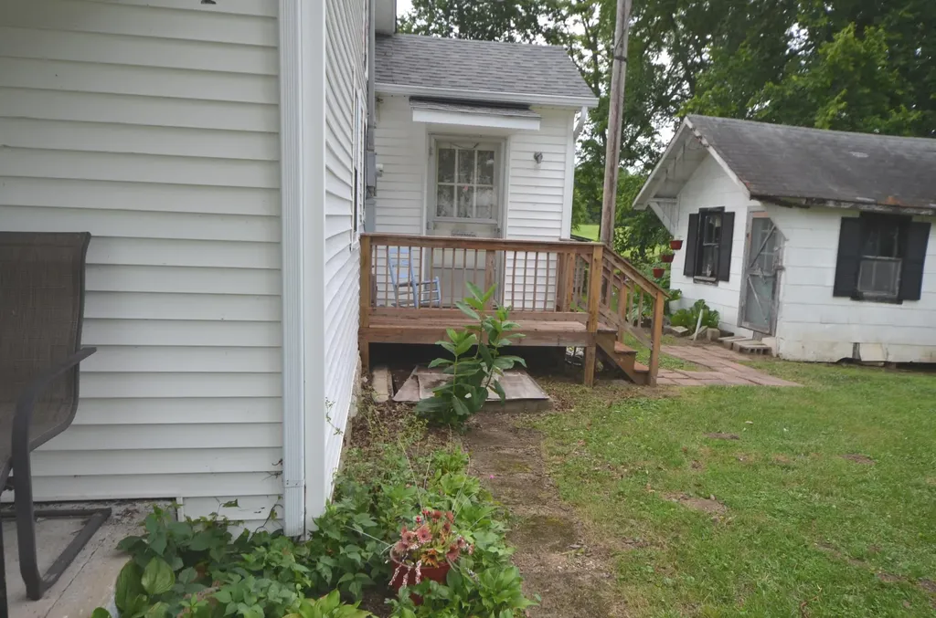 9915 Cornishville Road Harrodsburg KY 40330