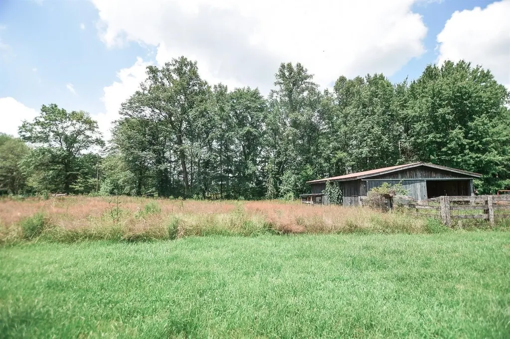 140 Scott Stephens Lane Jeffersonville KY 40337