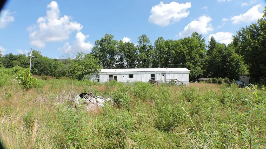 140 Scott Stephens Lane Jeffersonville KY 40337