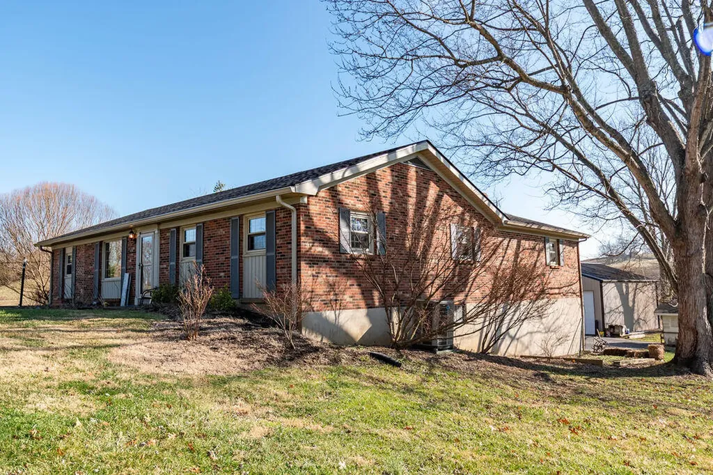 429 Old Danville Road Lancaster KY 40444