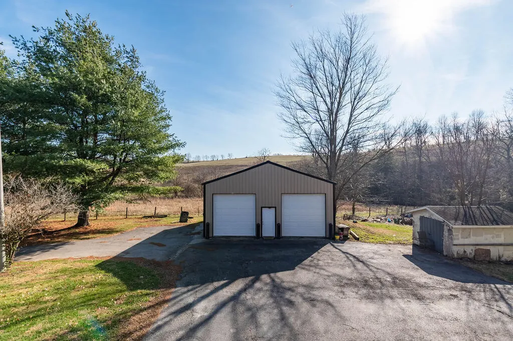 429 Old Danville Road Lancaster KY 40444