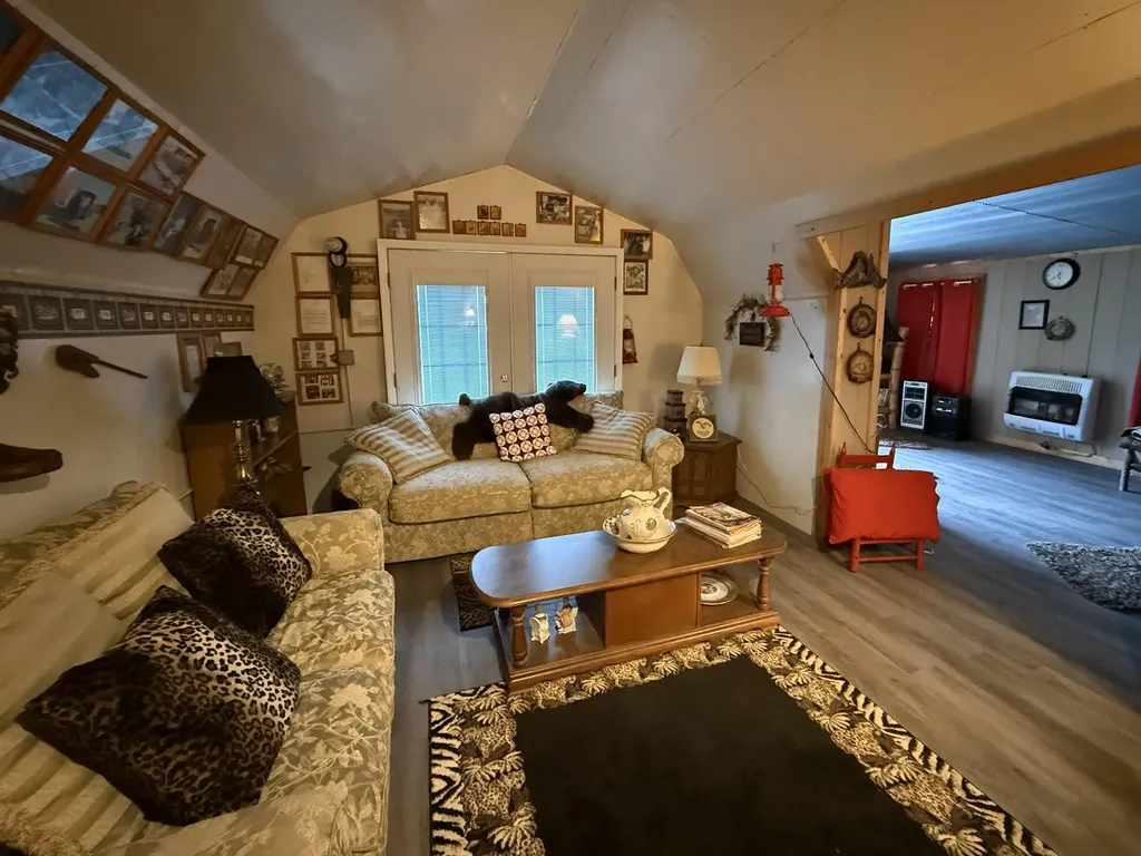 73 Tyner Loop Tyner KY 40486