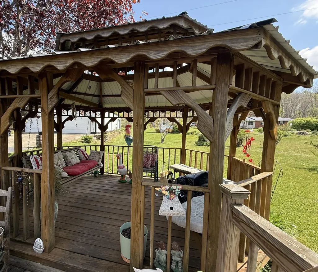 73 Tyner Loop Tyner KY 40486