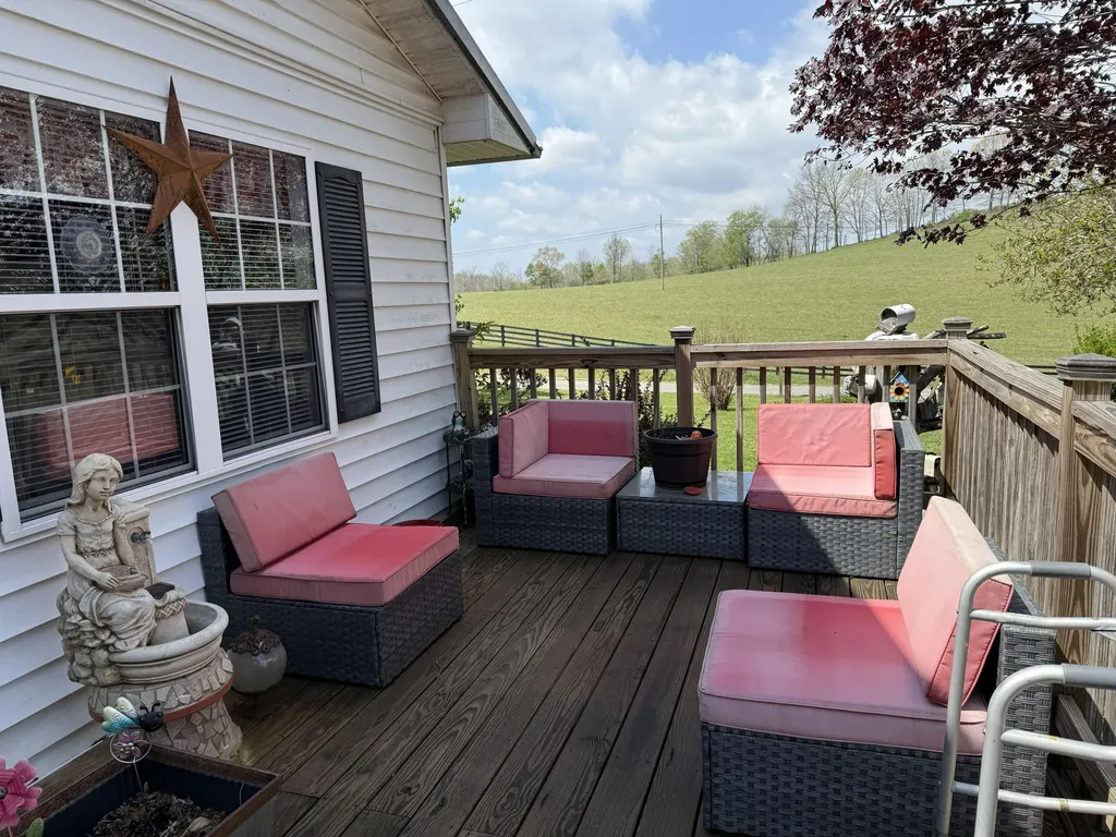 73 Tyner Loop Tyner KY 40486