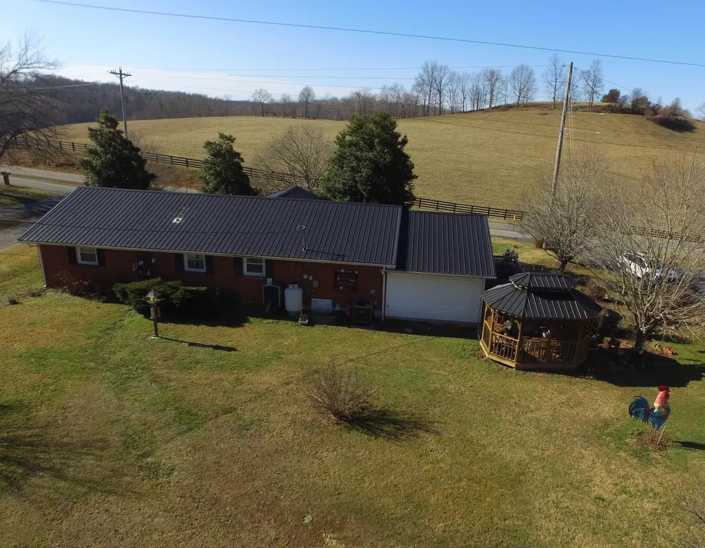 73 Tyner Loop Tyner KY 40486