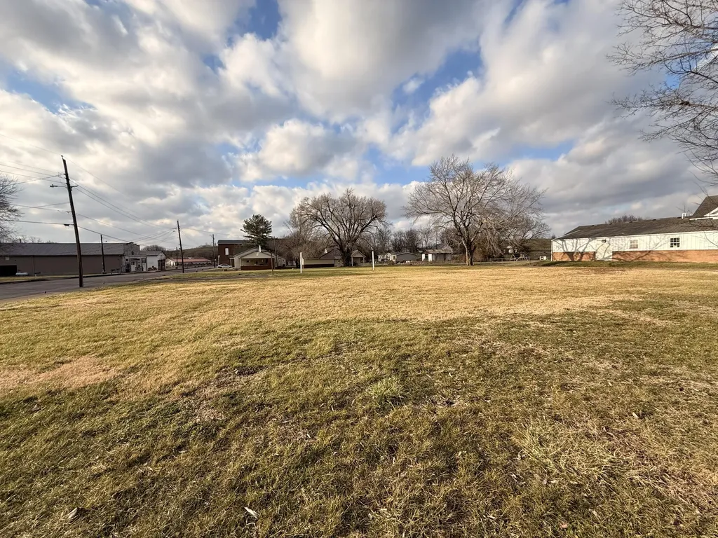 2765 Key 198 Stanford KY 40484