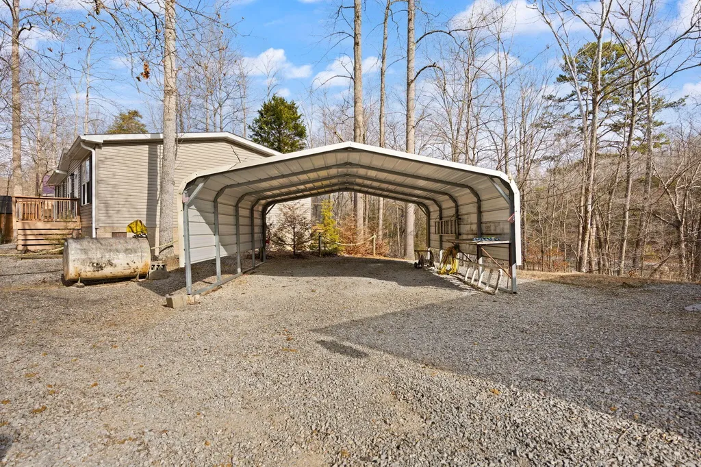 825 George Hardwick Drive Bronston KY 42518