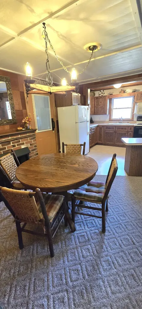 825 George Hardwick Drive Bronston KY 42518