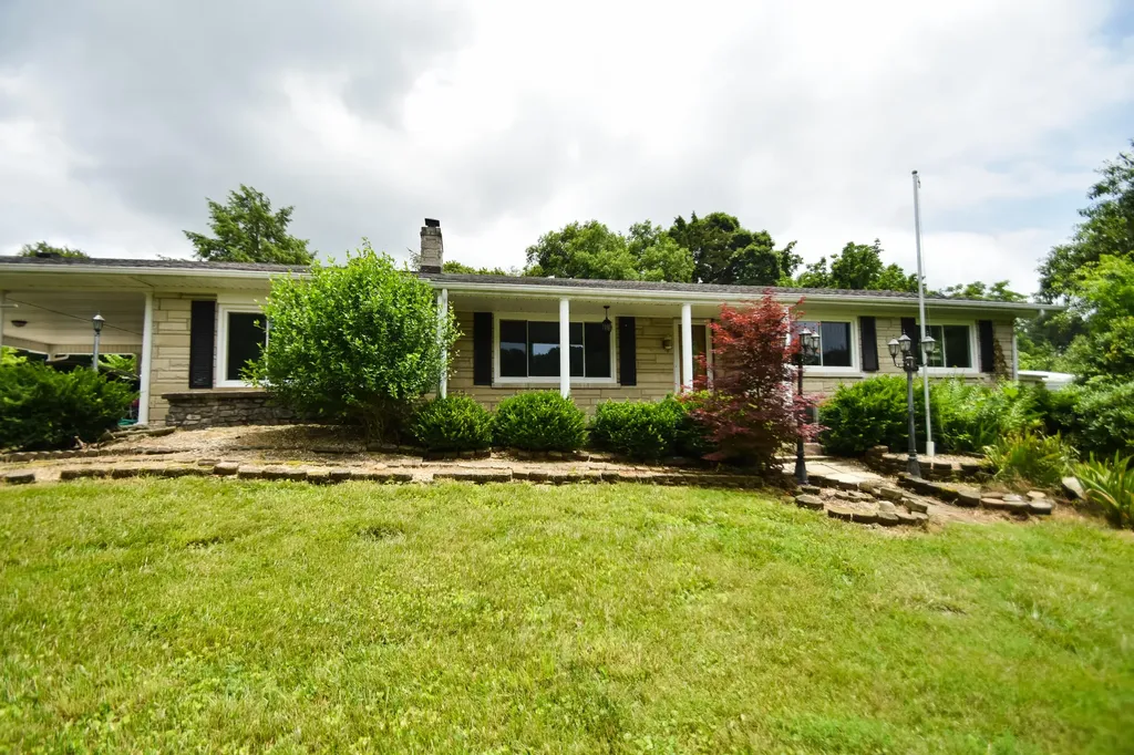 303 Freedom School Road Mt Vernon KY 40456