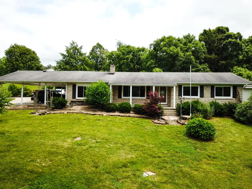 303 Freedom School Road Mt Vernon KY 40456