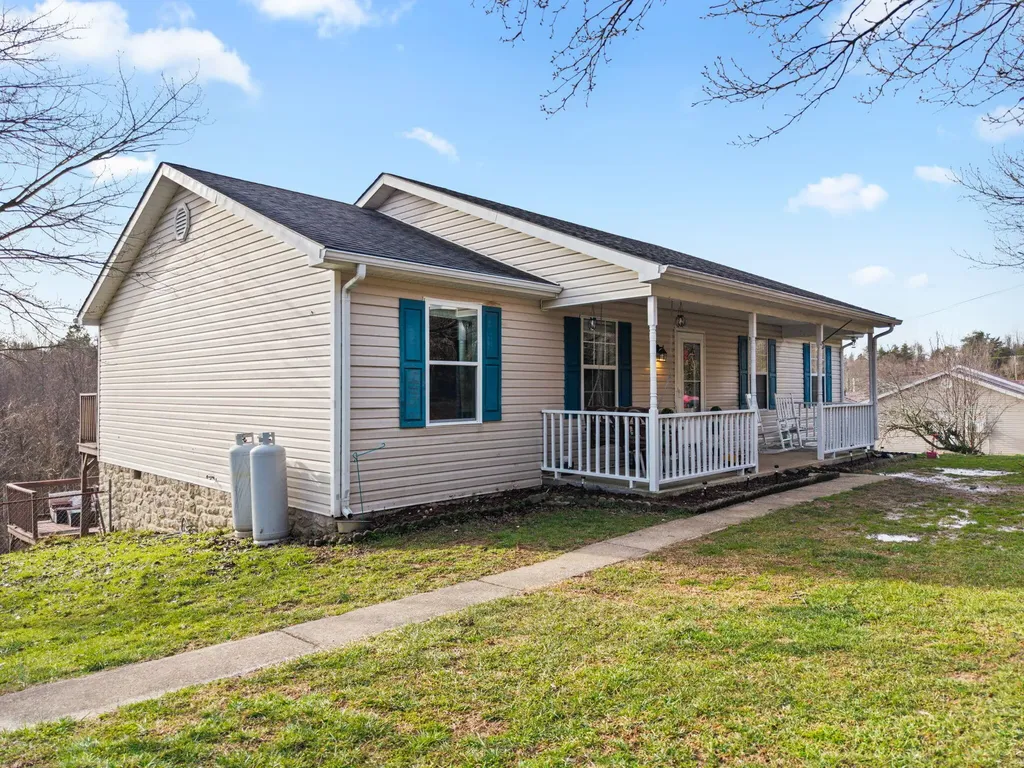 210 Big Hill Mountain Road Mckee KY 40447