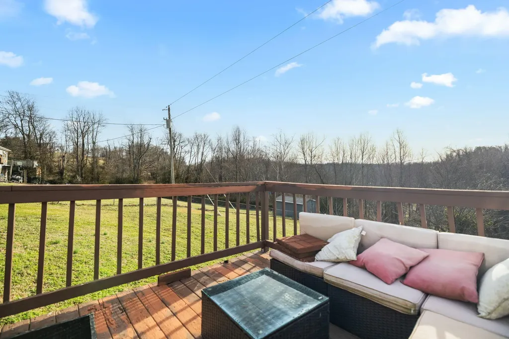 210 Big Hill Mountain Road Mckee KY 40447