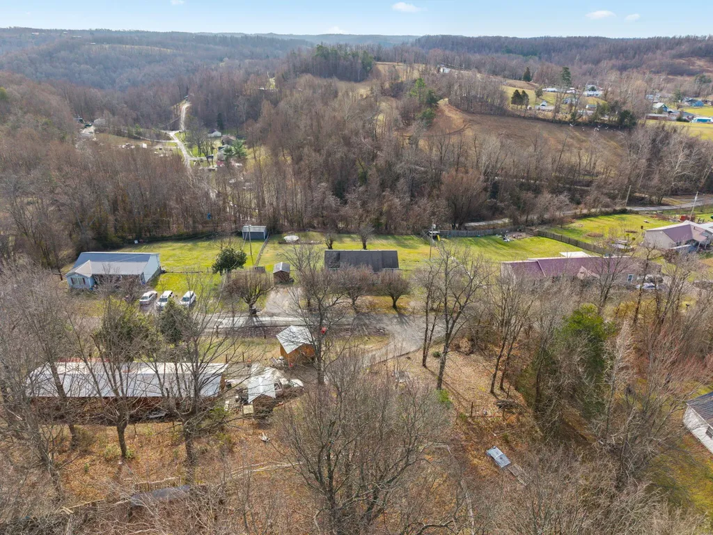 210 Big Hill Mountain Road Mckee KY 40447
