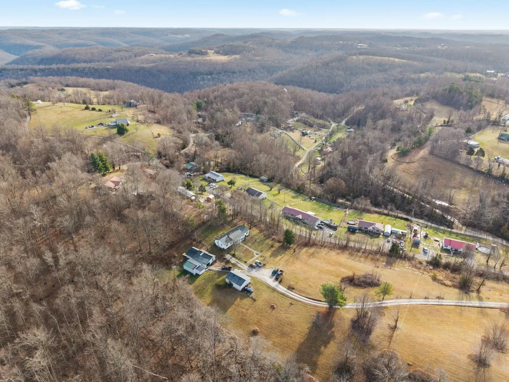 210 Big Hill Mountain Road Mckee KY 40447