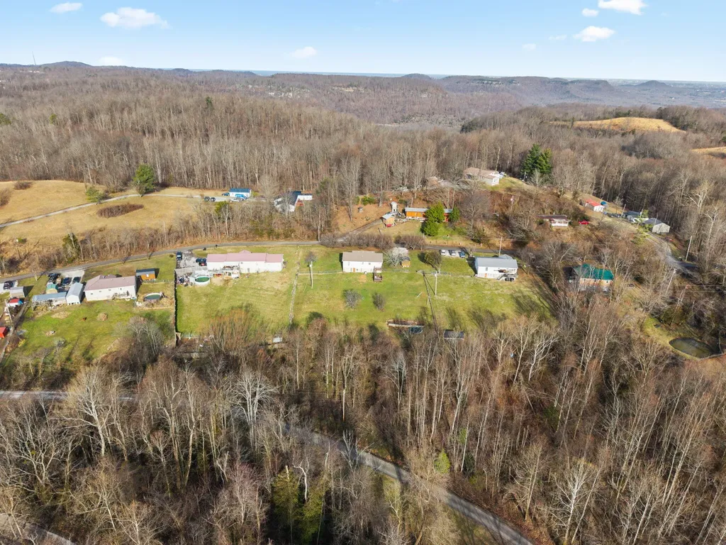 210 Big Hill Mountain Road Mckee KY 40447