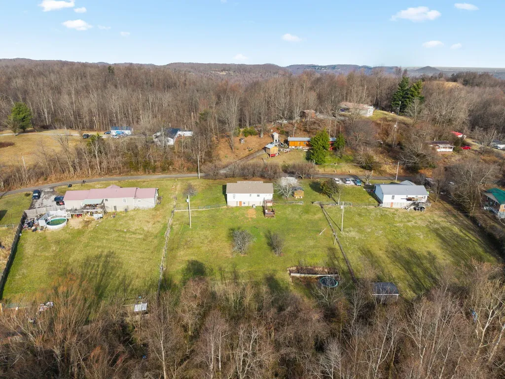 210 Big Hill Mountain Road Mckee KY 40447