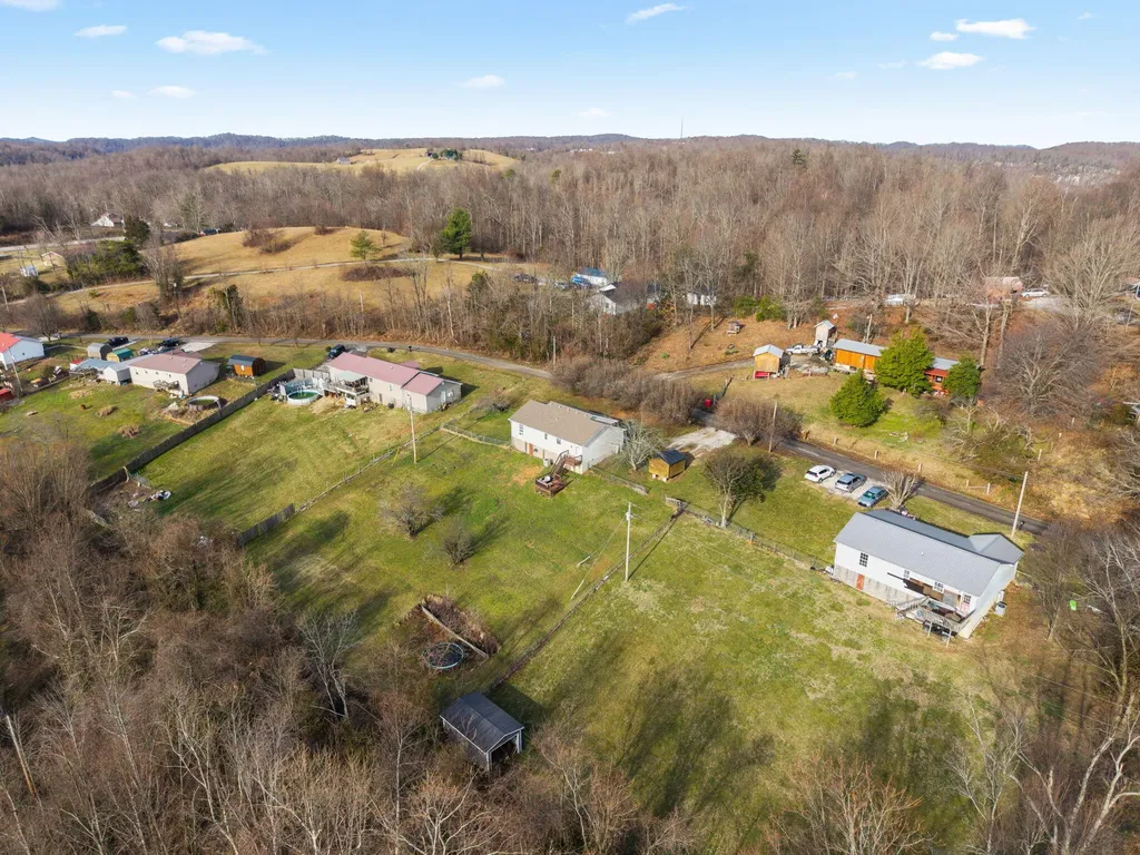 210 Big Hill Mountain Road Mckee KY 40447