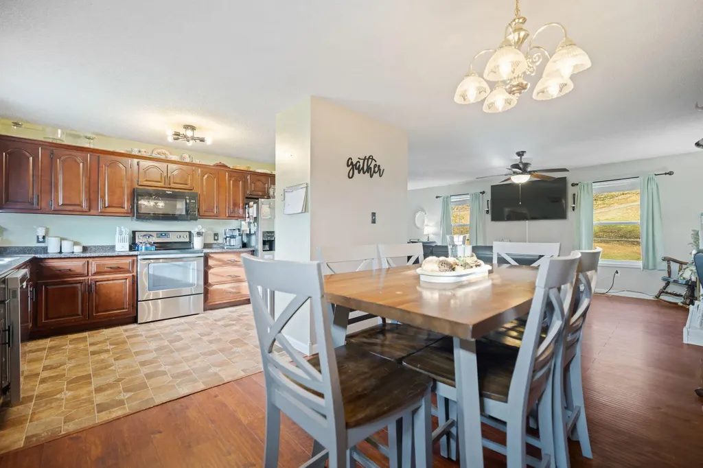 210 Big Hill Mountain Road Mckee KY 40447