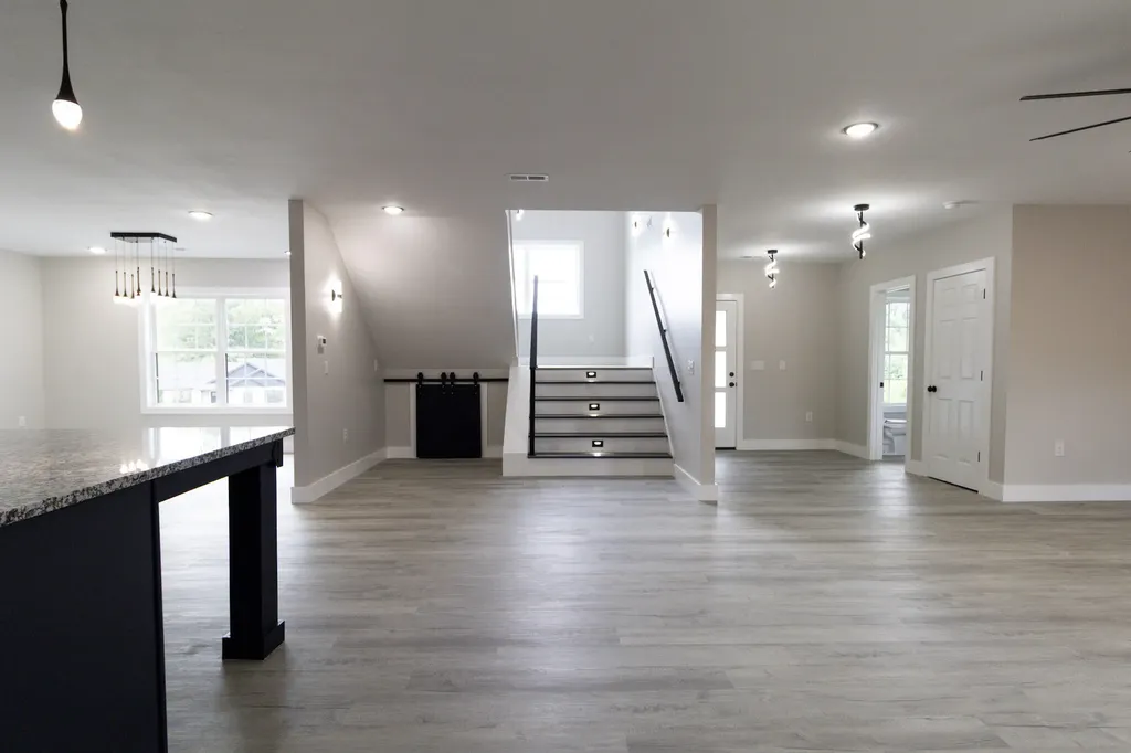 61 Emily Lane London KY 40744