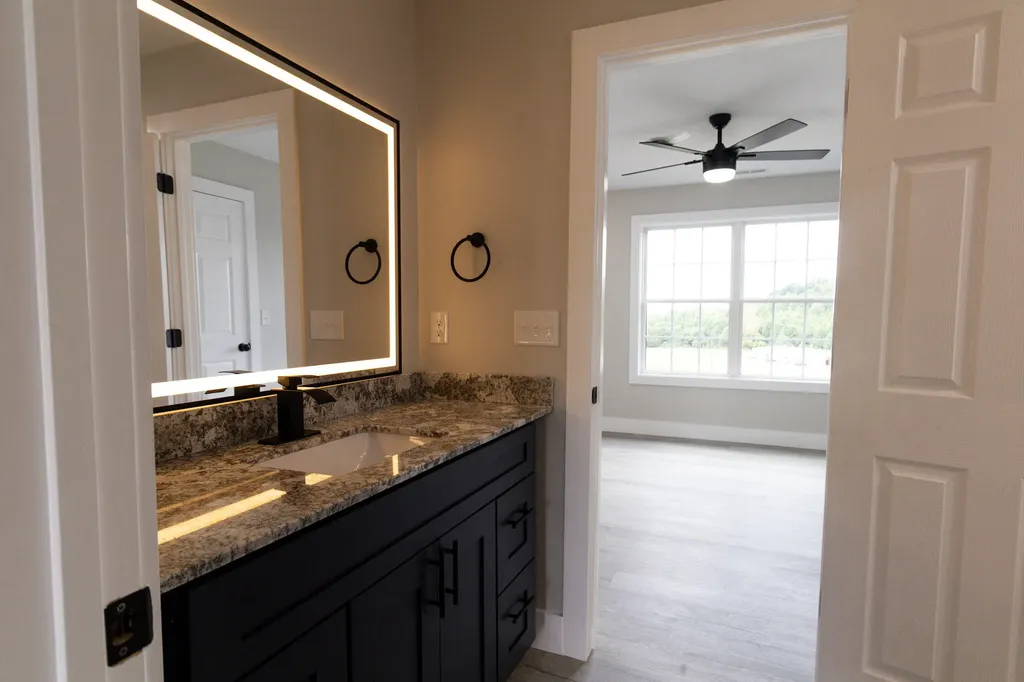 61 Emily Lane London KY 40744