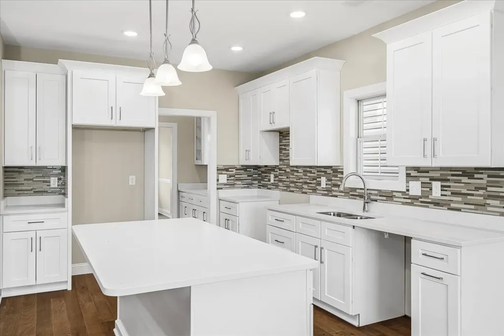 1081 Squirrel Nest Lane Lexington KY 40509
