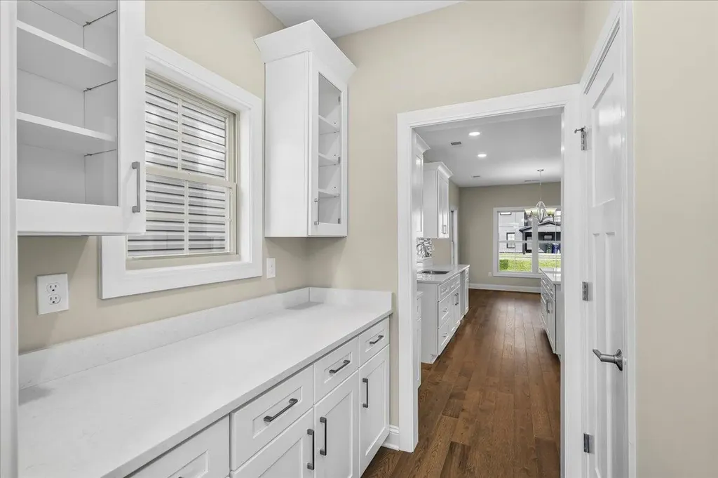 1081 Squirrel Nest Lane Lexington KY 40509
