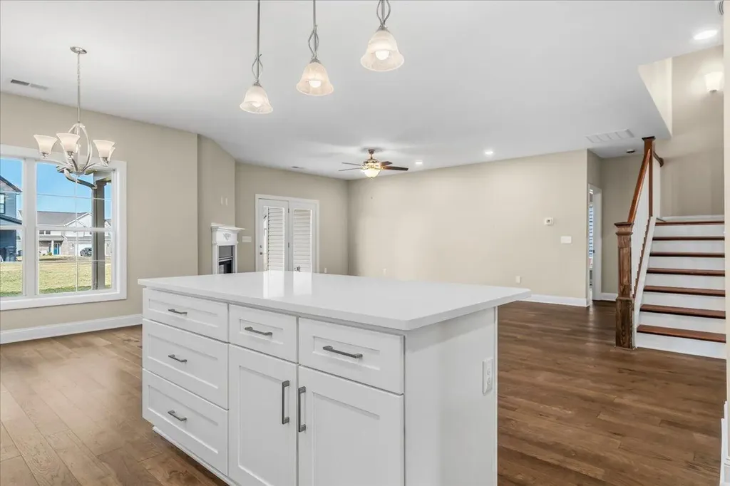 1081 Squirrel Nest Lane Lexington KY 40509