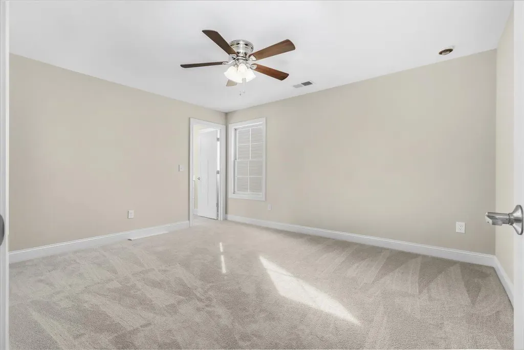 1081 Squirrel Nest Lane Lexington KY 40509