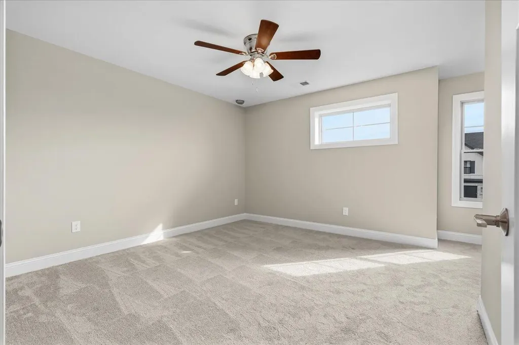 1081 Squirrel Nest Lane Lexington KY 40509