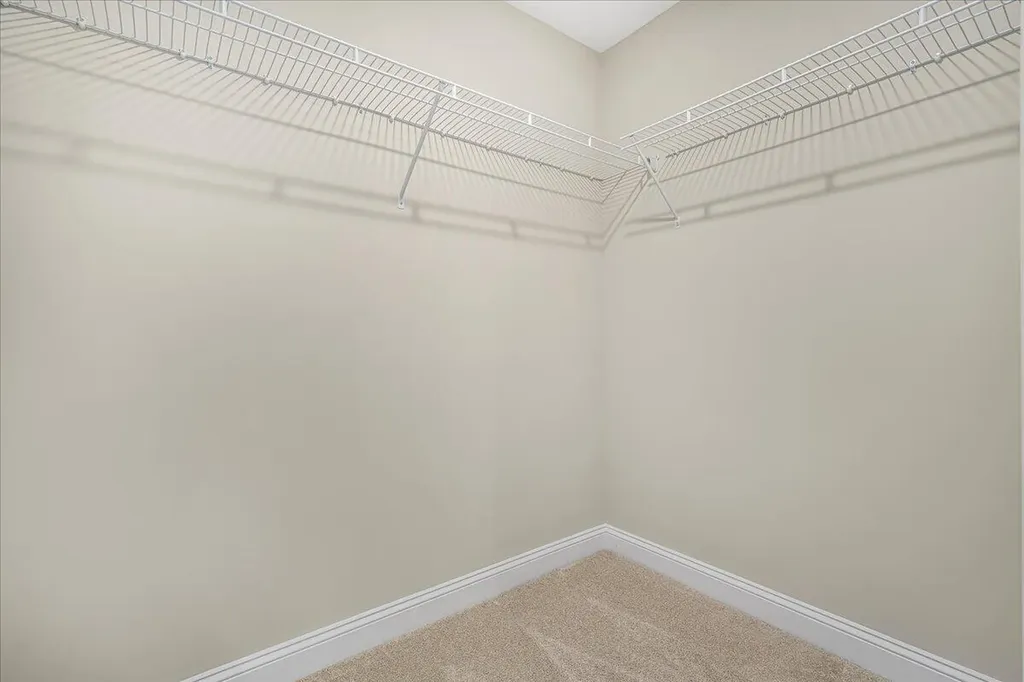 1081 Squirrel Nest Lane Lexington KY 40509