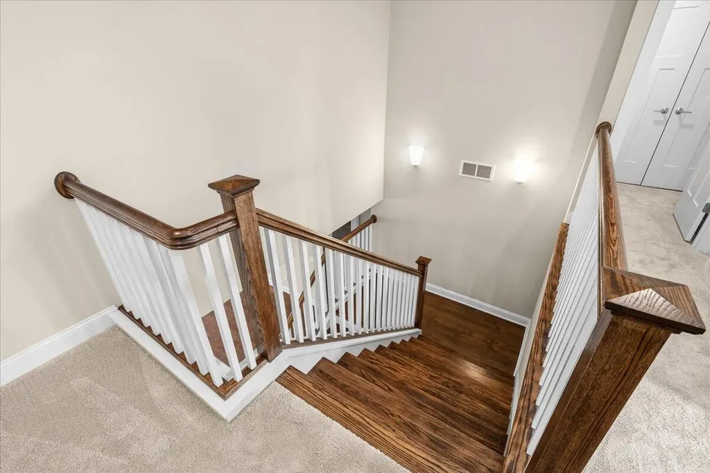 1081 Squirrel Nest Lane Lexington KY 40509
