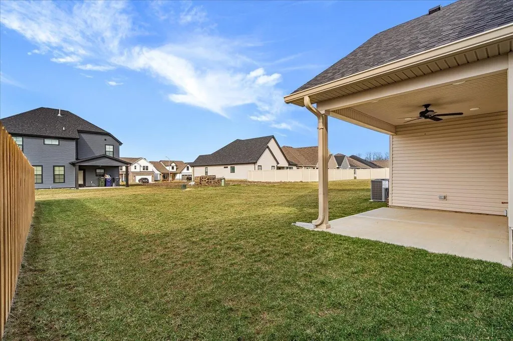 1081 Squirrel Nest Lane Lexington KY 40509