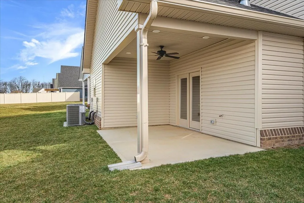 1081 Squirrel Nest Lane Lexington KY 40509