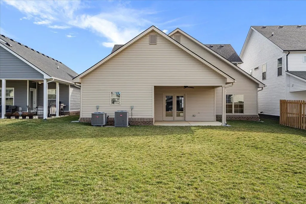1081 Squirrel Nest Lane Lexington KY 40509