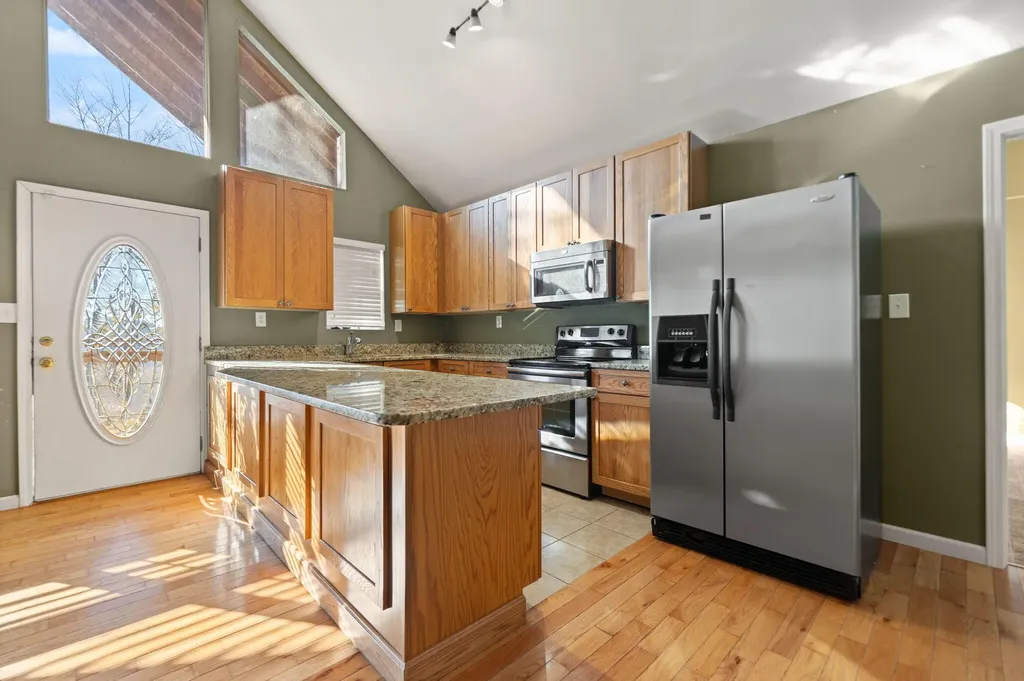 65 Maple Drive Burnside KY 42519