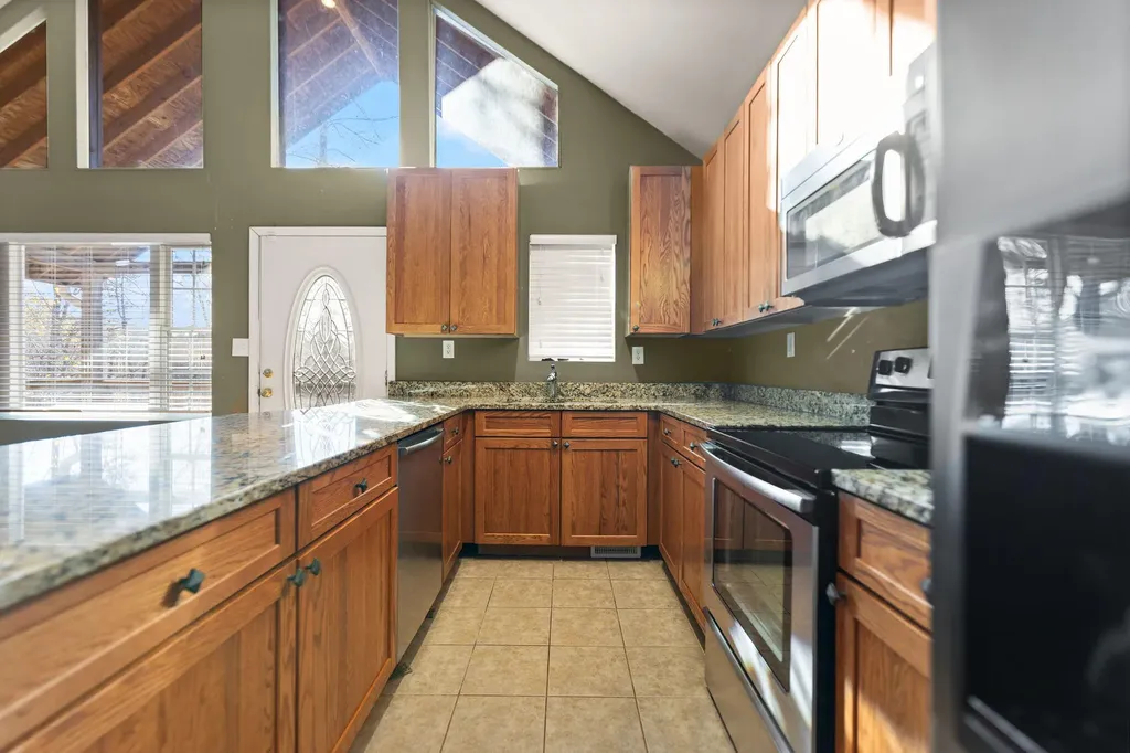 65 Maple Drive Burnside KY 42519