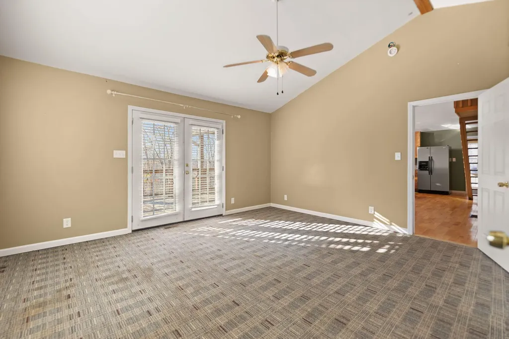 65 Maple Drive Burnside KY 42519