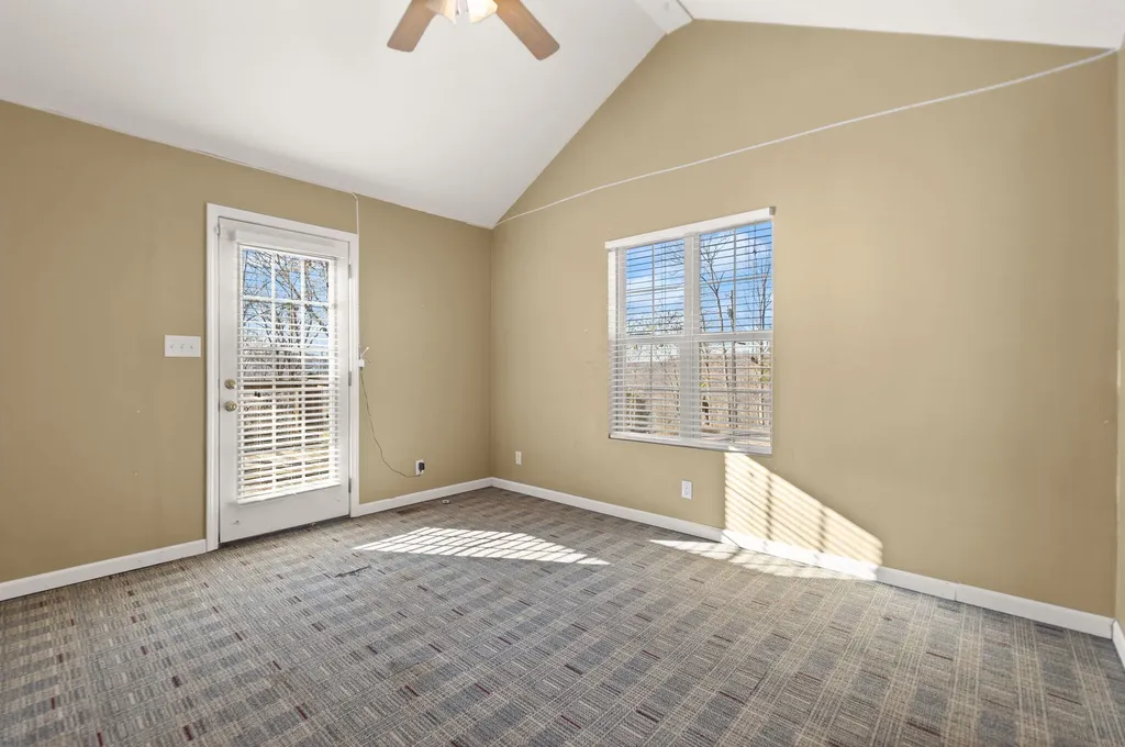 65 Maple Drive Burnside KY 42519